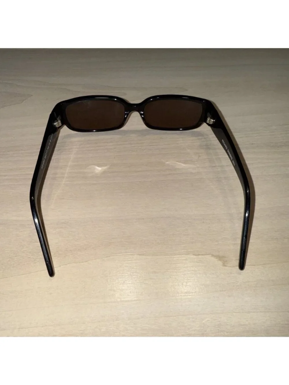 Regard Sombre excellent preowned